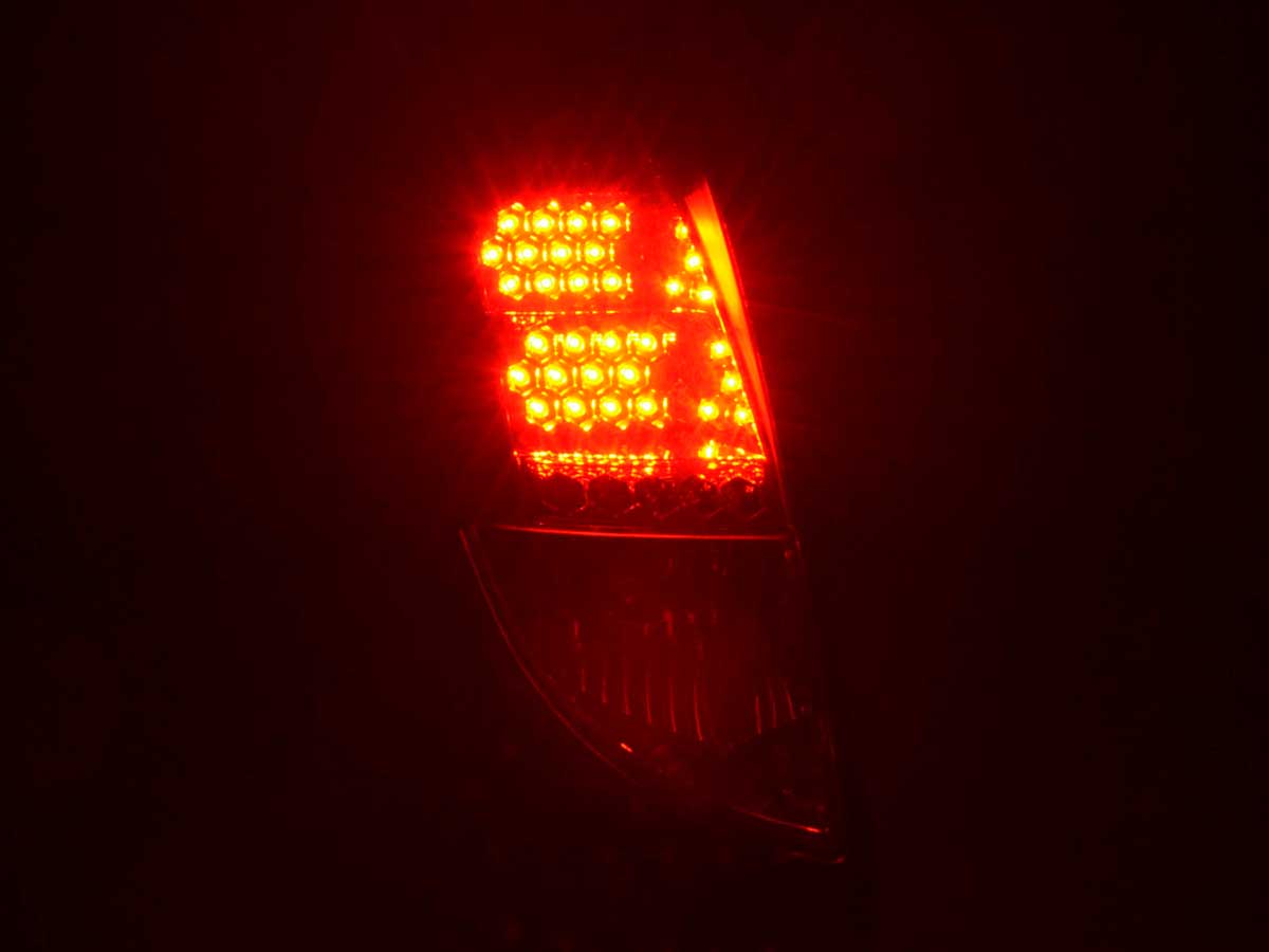 Set Di Fanali Posteriori FORD FOCUS MK1 98-04 LED - immagine 6